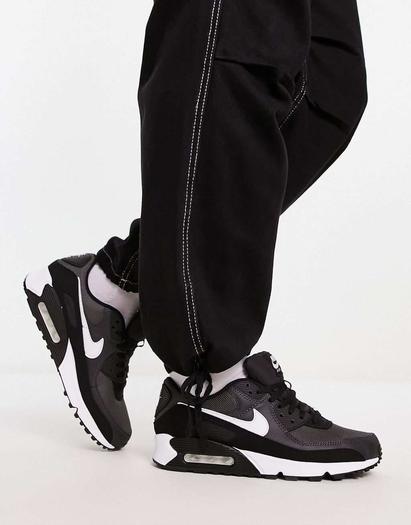 Черно-серые кроссовки Nike Air Max 90 Recraft