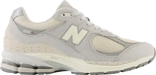 Кроссовки New Balance 2002R 'Lunar New Year - Concrete', серый