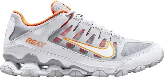 Кроссовки Nike Reax 8 TR 'Wolf Grey Total Orange', серый