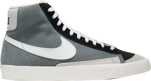 Кроссовки Nike Blazer Mid 77 Vintage 'Cool Grey Black', серый