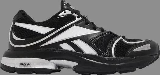 Кроссовки premier road plus 6 'black silver metallic' Reebok, черный
