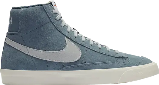 Кроссовки Nike Blazer Mid 77 Suede 'Thunderstorm', синий