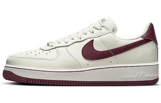 Кроссовки Nike Air Force 1 Low '07, молочный/темно-бордовый