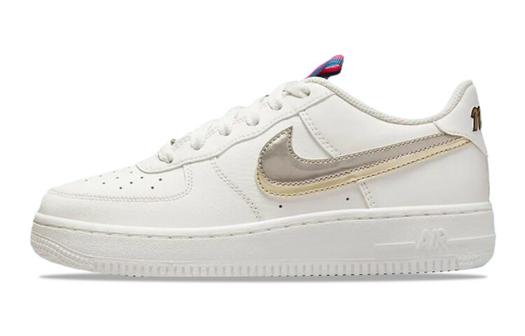 Кроссовки Nike Air Force 1 LV8, белый/серебристый