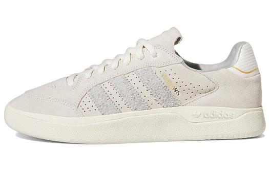 Adidas originals Tyshawn Low Chalk Белый