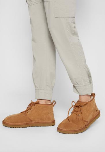 Спортивные кроссовки на шнуровке NEUMEL UGG, каштан