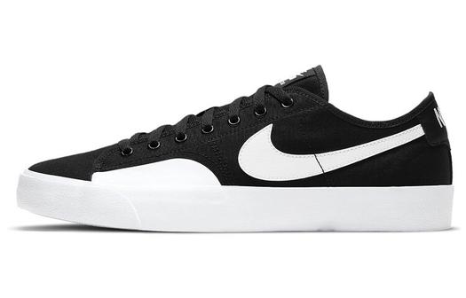 Кроссовки Nike SB Blazer Court, черный/белый