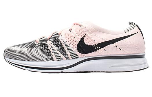 Кроссовки Nike Flyknit Trainer, светло-розовый/черный