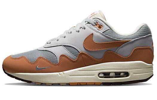 Кроссовки Nike x Patta Air Max 1 Monarch, серо-коричневый