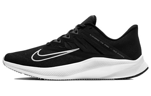 Кроссовки Nike Quest 3, черный/белый