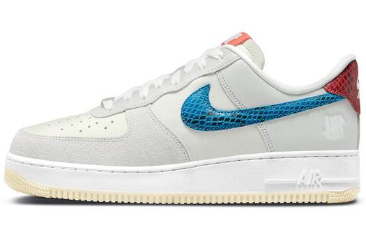 UNDEFEATED x Nike Air Force 1 Low SP 5 On It Dunk против AF1