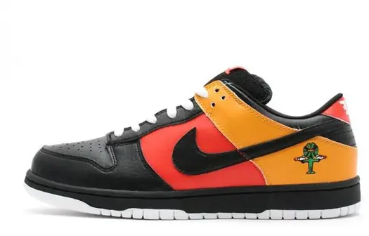 Кроссовки Nike Sb Dunk Low Raygun, черный/красный
