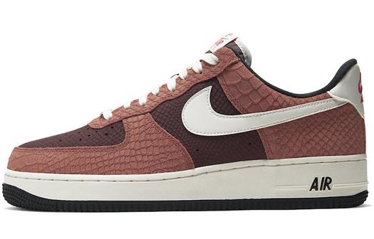 Кроссовки Nike Air Force 1 Low, коричневый/белый
