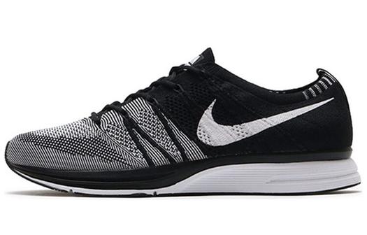 Кроссовки Nike Flyknit Trainer, черный/белый