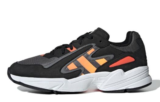 Кроссовки Adidas Originals Yung-96 Chunky Unisex EE7227, черный/оранжевый/белый