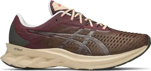 Кроссовки novablast 'brown burgundy' Asics, коричневый