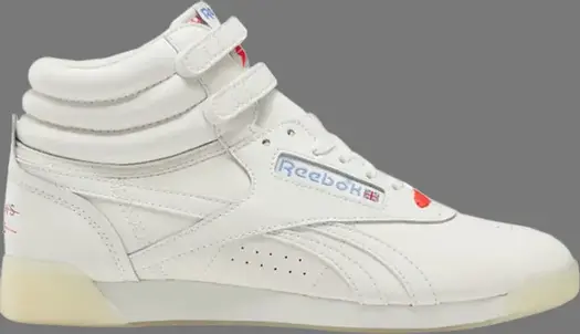 Кроссовки wmns freestyle hi 'it's a man's world' Reebok, белый