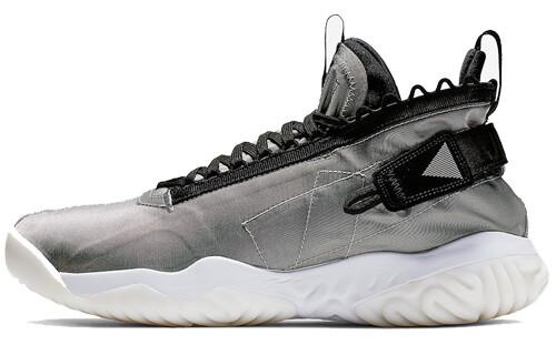 Кроссовки Jordan Proto React, серебристый