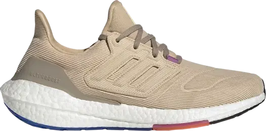 Кроссовки Adidas UltraBoost 22 'Magic Beige', коричневый