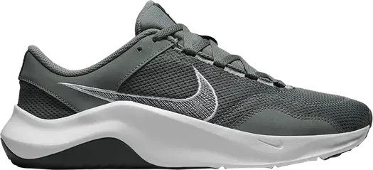 Кроссовки Nike Legend Essential 3 Next Nature 'Smoke Grey', серый