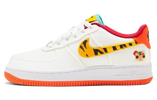 Кроссовки Nike Air Force 1 Low '07, белый/оранжевый