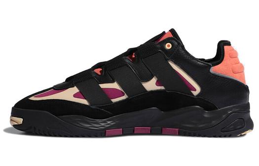 Кроссовки Adidas Originals Lifestyle Male, черный/розовый/красный