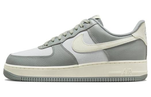 Кроссовки Nike Air Force 1 Low '07 LX, серо-зеленый/белый