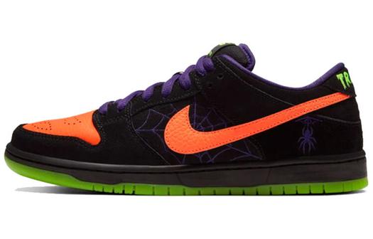 Кроссовки Nike SB Dunk Low, черный/оранжевый