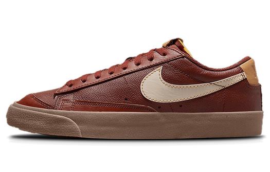 Кроссовки Nike Blazer Low '77 EMB, темно-коричневый/кремовый
