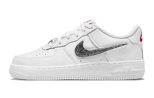 Кроссовки Nike Air Force 1 Low LV8, белый/металлик/серебристый