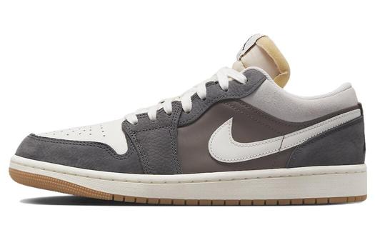 Кроссовки JORDAN 1 Low Snkrs Day Korea Magpie 2023
