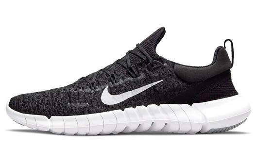 Кроссовки Nike Free Run 5.0, текстильные, черные с белым