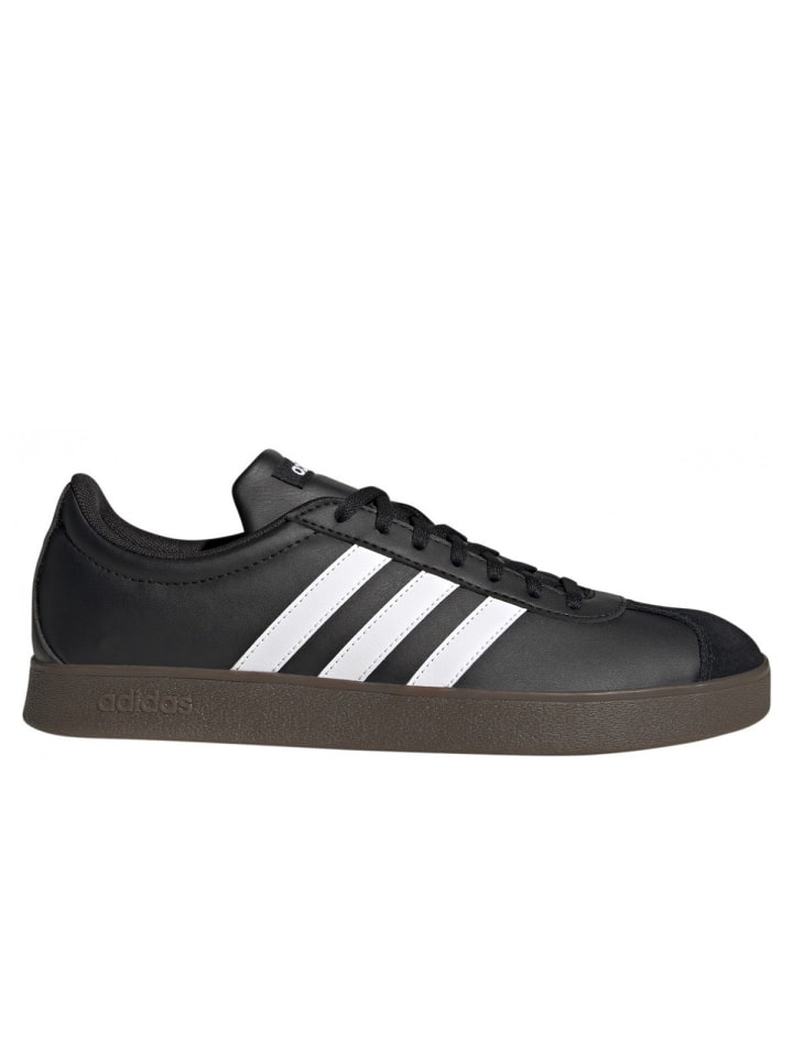 

Кроссовки на шнуровке adidas, черный