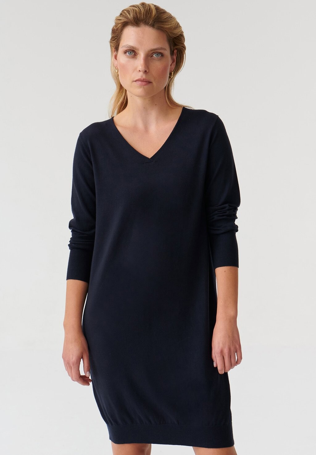 

Трикотажное платье Medilla TATUUM, цвет navy blue