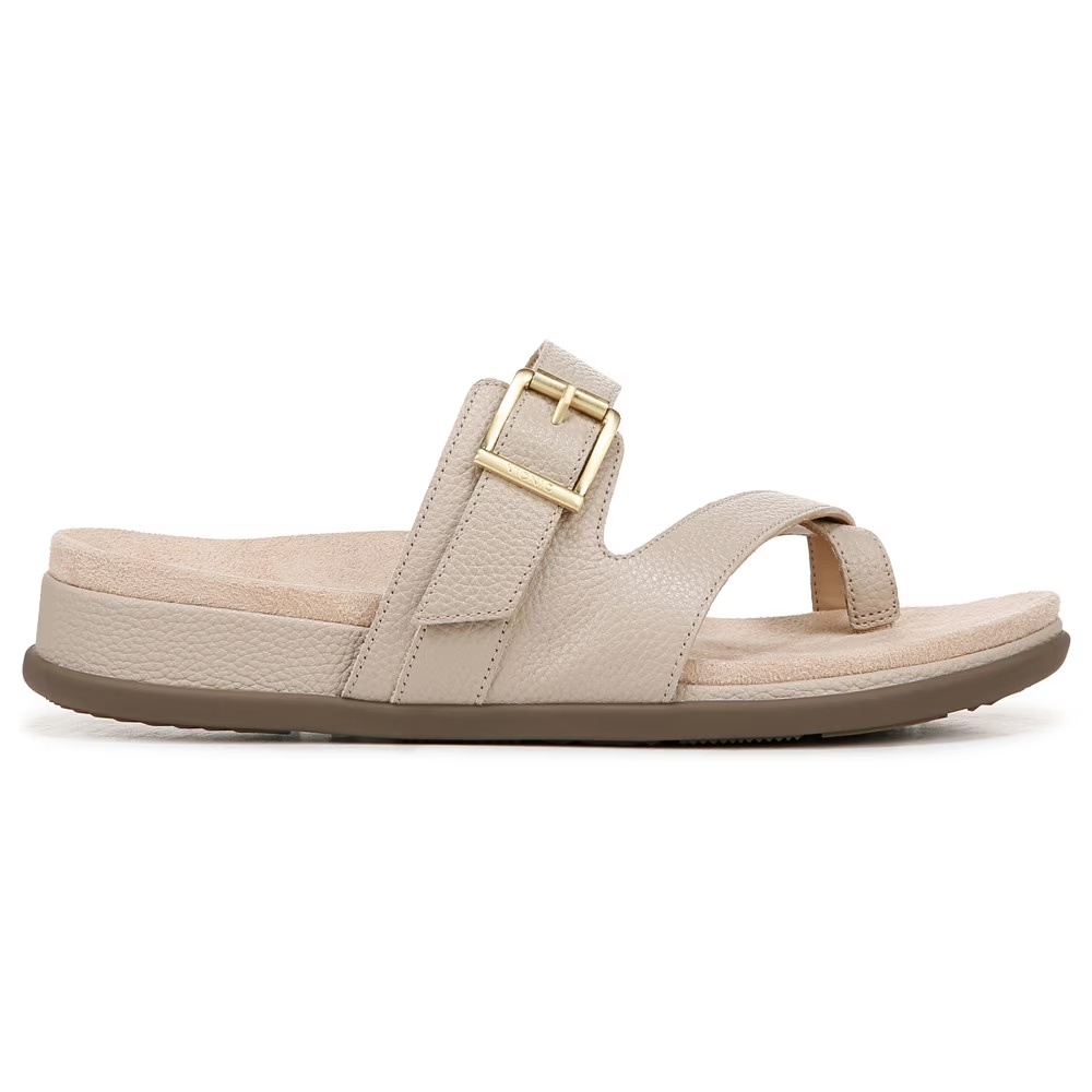 Женские комфортные сандалии Carmela Vionic, oatmeal beige leather — фото 2