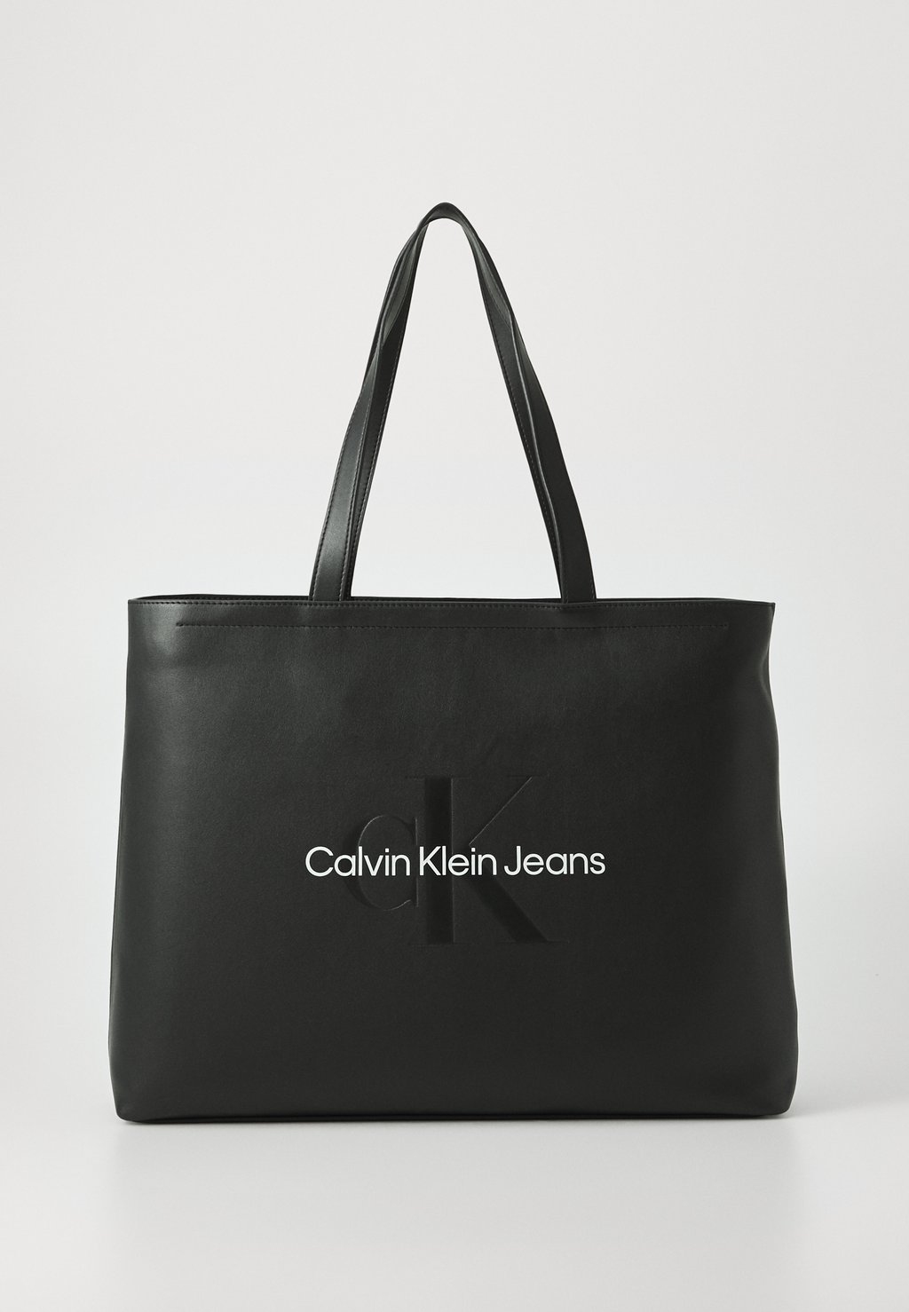 

Сумка-тоут SCULPTED SLIM TOTE Calvin Klein Jeans, черный
