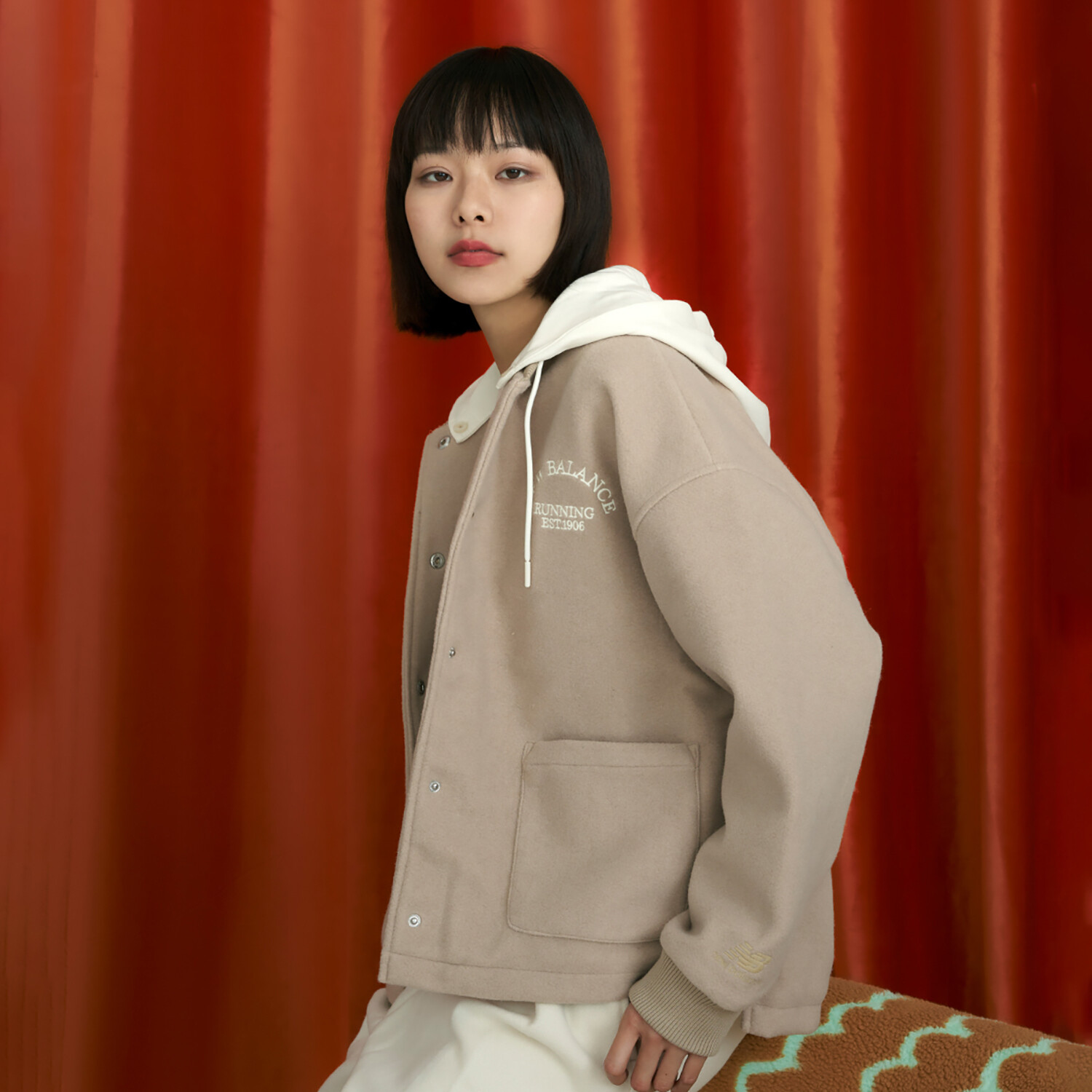 

Женская куртка New Balance, цвет Khaki