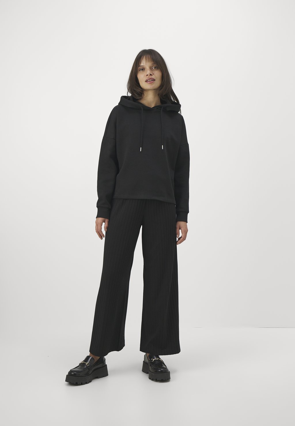 

Брюки ONLINGA PANT ONLY Petite, черный