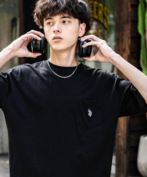 

U.S. POLO ASSN. Футболка с коротким рукавом, свободного кроя, с круглым вырезом и принтом на спине, однотонная, с каймой. US POLO ASSN, черный