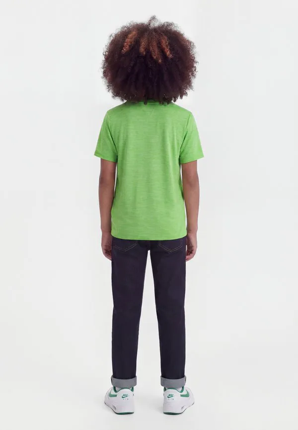 Спортивная футболка унисекс miler Nike Performance, Light Liquid Lime — фото 2