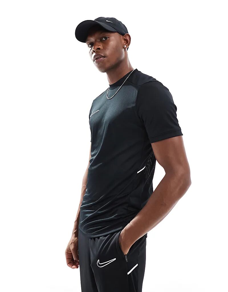

Топ Academy 25 Dri-FIT черного цвета Nike Football