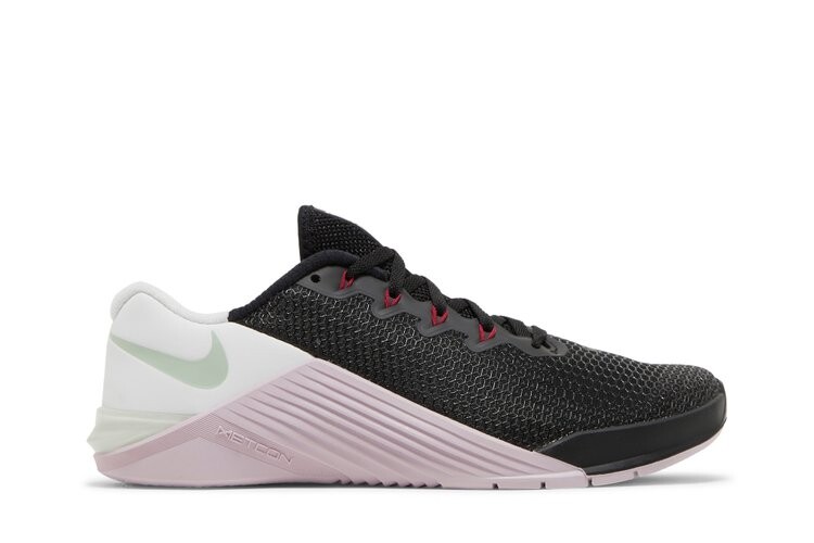 

Кроссовки Nike Wmns Metcon 5, черный
