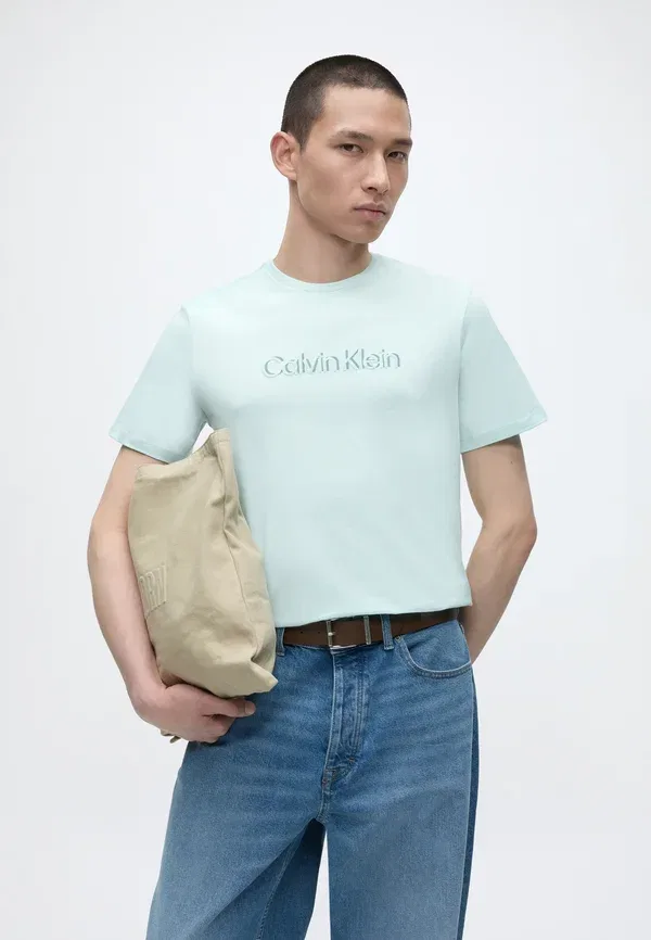 Футболка принтованная Calvin Klein, ледниковый туман — фото 4