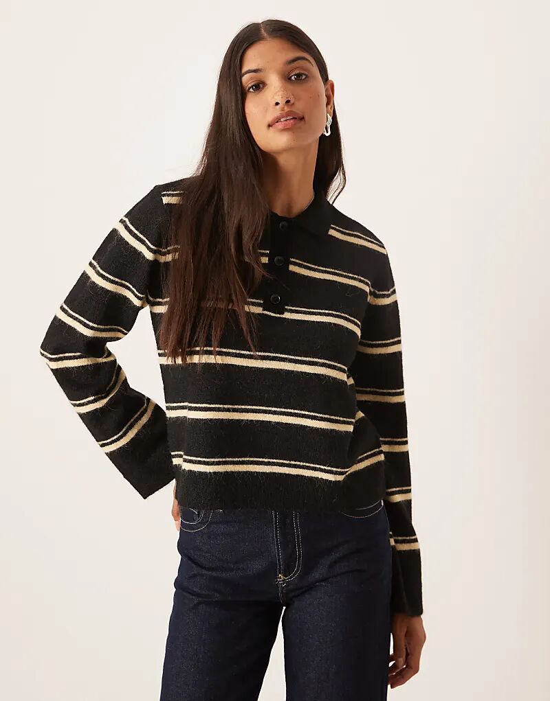 

Вязаный джемпер AWARE в стиле регби-поло из пряжи ворсистого цвета в черно-кремовую полоску