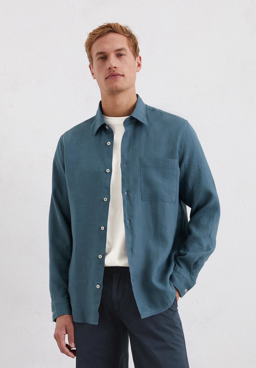 

Рубашка KENT COLLAR, LONG SLEEVES, ONE RECTANGULAR CHEST POCKET, STYLE Marc O'Polo, синий