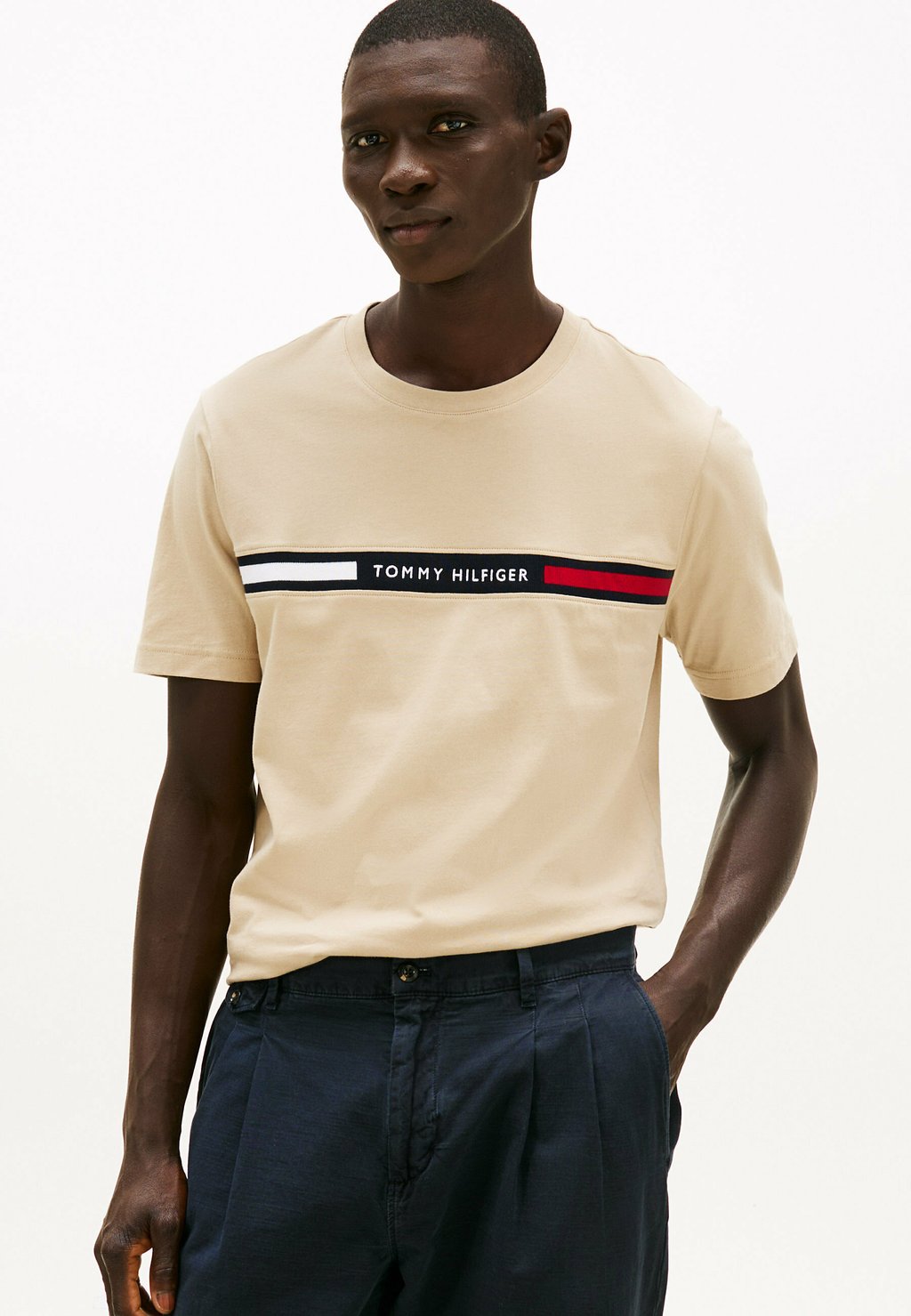 

Футболка с принтом CHEST INSERT TEE Tommy Hilfiger, бежевый