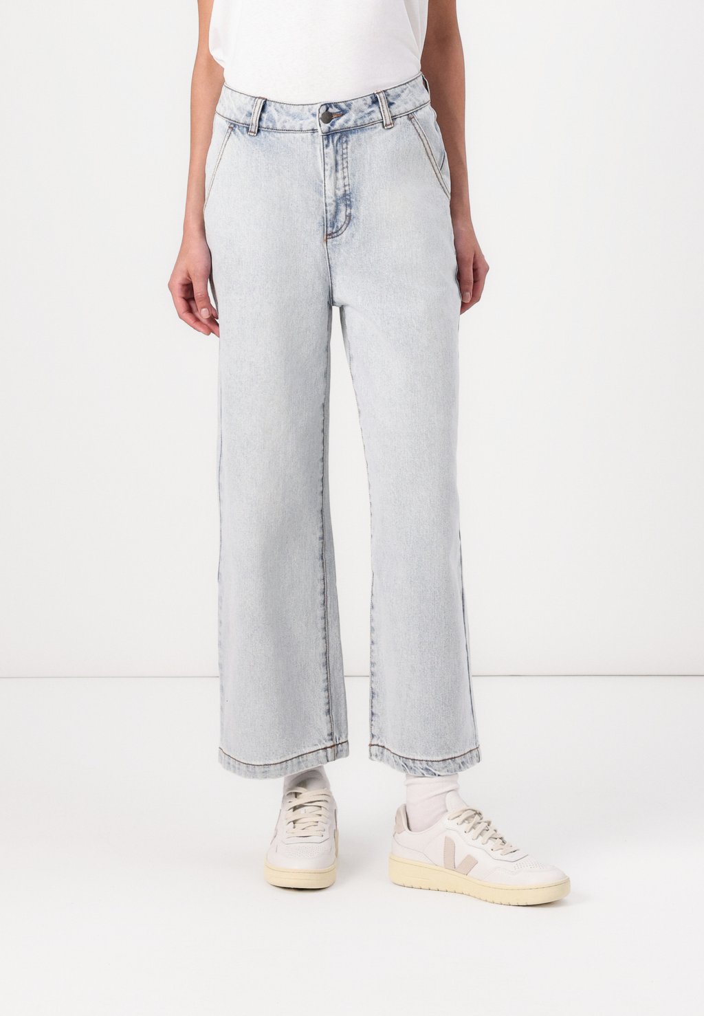 

Джинсы свободного кроя FRESH PRINCE PANT RVCA, белый