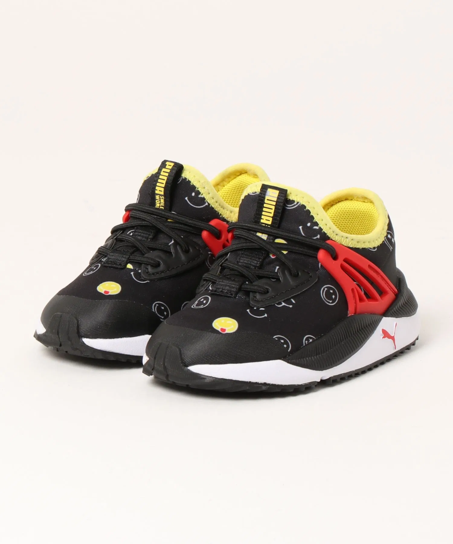 Детские кроссовки PUMA Pacer Future SmileyWorld разноцветные
