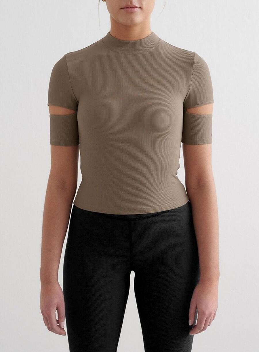 

AIM'N Женский топ для йоги с вырезами на рукавах, быстросохнущий, коричневый