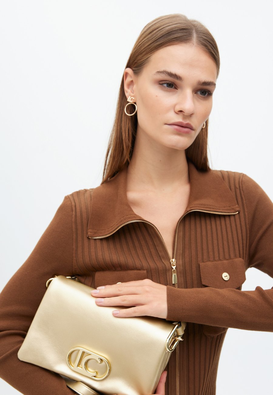 

Сумка кросс-боди LOLA CASADEMUNT Cross body bag, Gold/Gold-Coloured